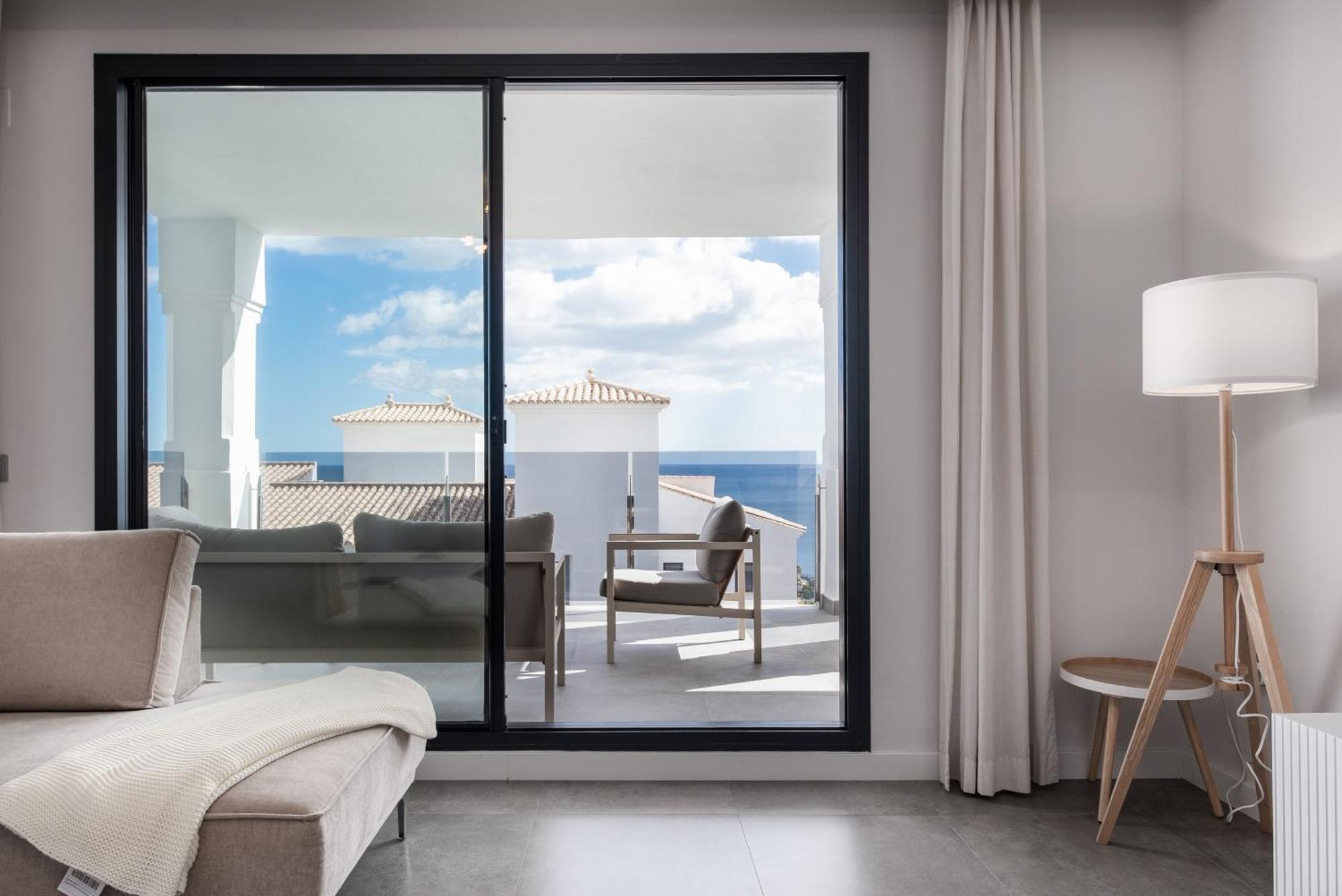 Luxurious Apartment With Sea Views Blue Suites B2-103 Manilva Buitenkant foto