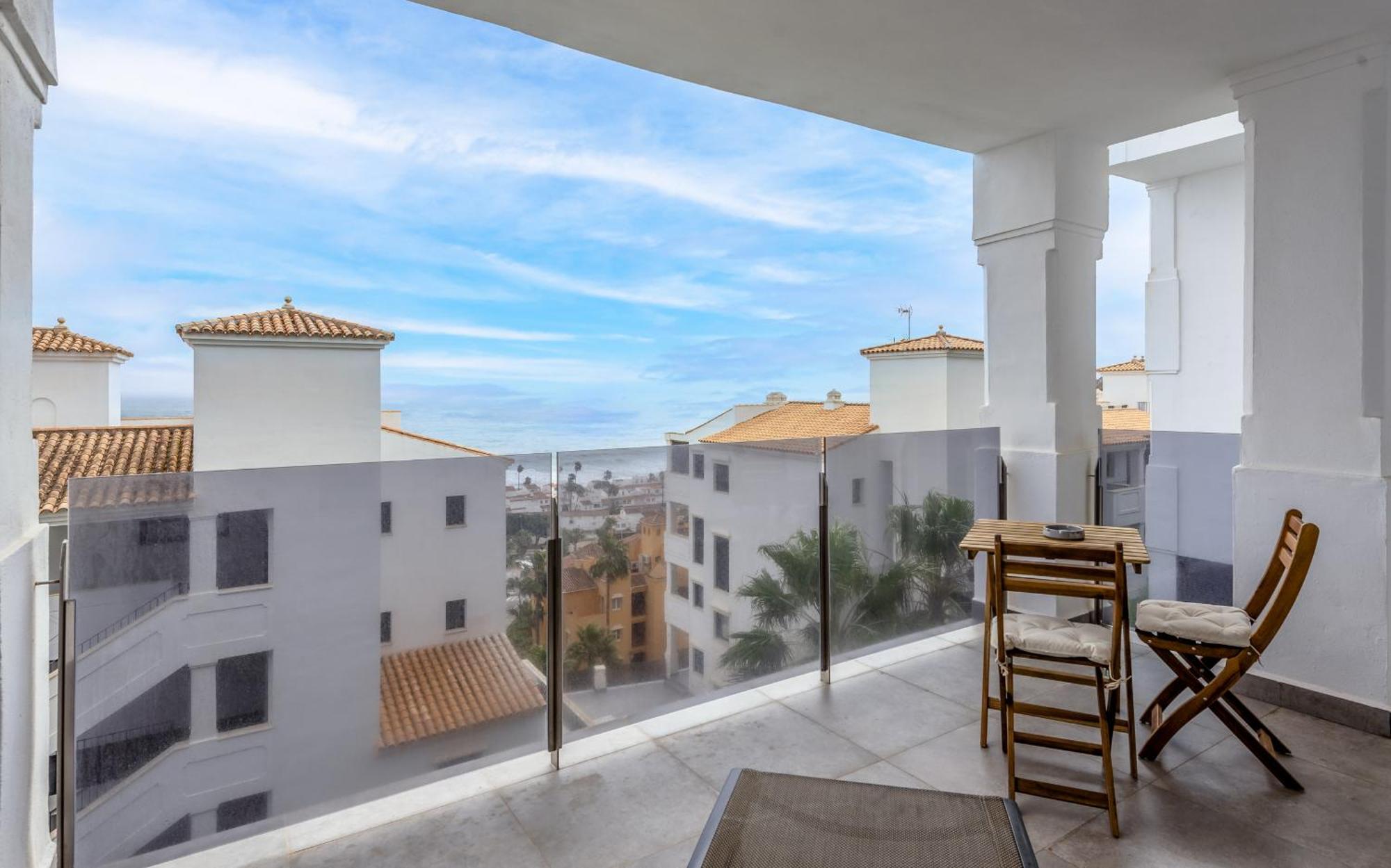 Luxurious Apartment With Sea Views Blue Suites B2-103 Manilva Kamer foto